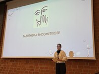 Science Slammerin Anna Grötzsch