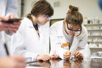 Chemie in Aktion - Labortag; Universität Oldenburg / Matthias Knust Didaktik Chemie, Forschung, Experiment, Schule, Nachwuchs